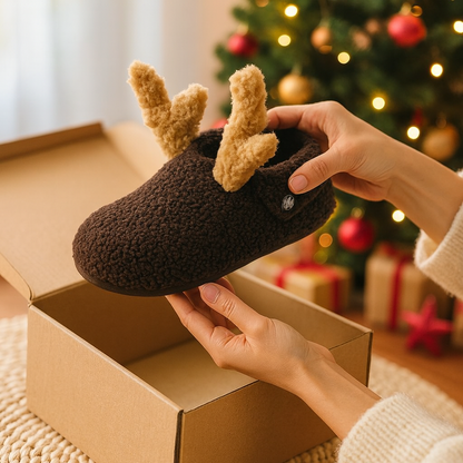 Classic Cozy Reindeer Slipper